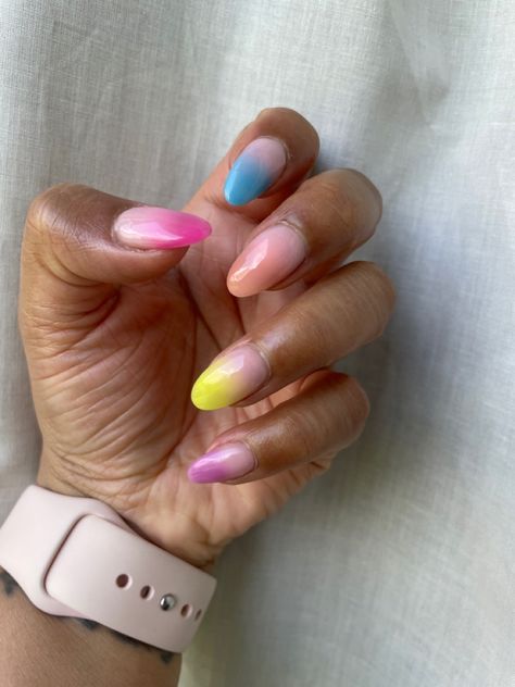 Multi Colour Ombre Nails, Multi Color Ombre Nails, Ombre Multi Color Nails, Multi Colour Nails, Multi Colour Nail Art, Multicoloured Nails, Nail Varnish Colours, Colored Nail Tips, Shellac Nails