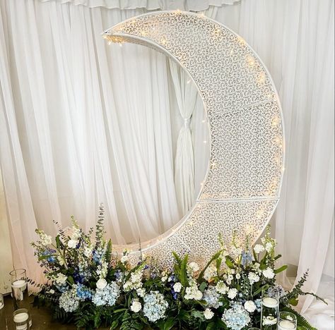 Arch With Flowers, Moon Arch, Starry Night Art, Moon Wedding, Cute Wedding Ideas, Orlando Wedding, Cute Wedding, Night Art, To Infinity And Beyond