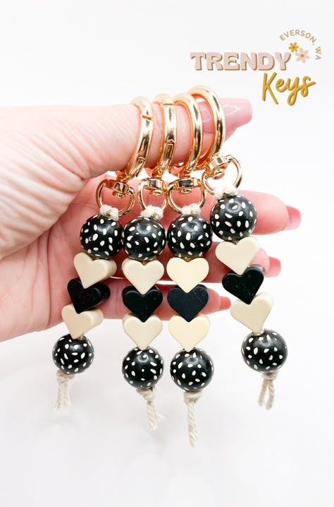 Beaded Purse Charms, Freshie Hangers, Silicone Bead Keychains, Wood Bead Keychain, Wood Bead Crafts, Cricut Keychains, Bead Decorations, Boutique Crafts, Keychain Crafts