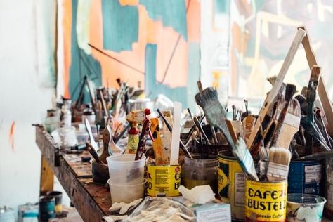 Oil Paint Brushes, Hur Man Målar, Aspiring Artist, Art Competitions, Expressive Art, Poster Designs, Art Contest, Art Website, Art Business