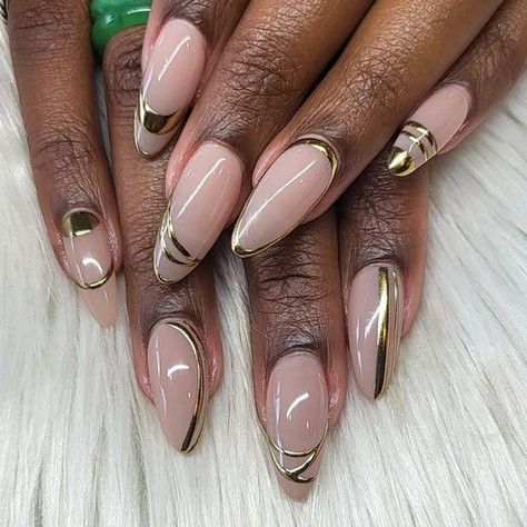 Nude And Chrome Nails, Gold Chrome Nails Designs Almond, Chrome Almond Nails Designs, Nude And Gold Nail Designs, Medium Almond Nails Designs, Short Round Nails Designs, Gold Chrome Nails Designs, Gelx Apres Nail Designs, Gold Almond Nails