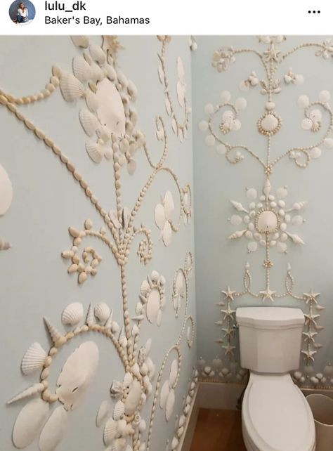 Shell Themed Bathroom, Bathroom Seashell Decor Ideas, Seashell Bathroom Ideas, Seashells Decor, Shell Bathroom, Peach Bedroom, Wonderful Wallpapers, Seashell Bathroom, Seashell Flowers