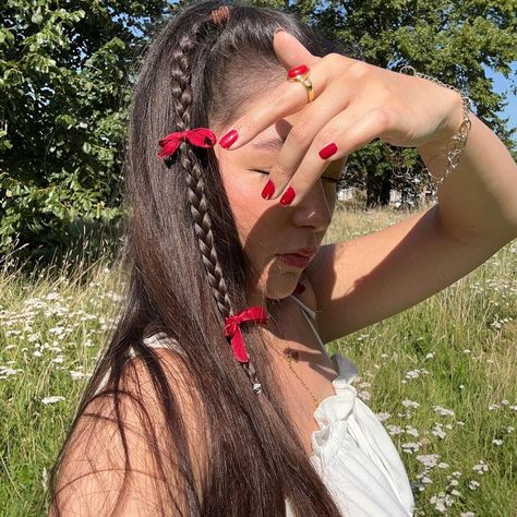 Red Ribbon Hairstyle Aesthetic, Hairstyles With Red Ribbon, Red Ribbon Hairstyles, Hair With Red Ribbon, Coquette Red Aesthetic, Red Bow Hairstyle, Ribbon Bow Hairstyle, Red Ribbon Hair, Hair With Bows