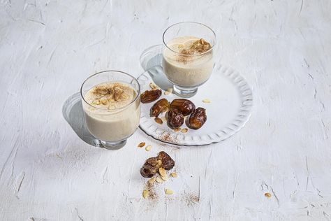 Date smoothie for Suhoor | Woolworths TASTE Mint Chocolate Chip Milkshake, Date Smoothie, Coconut Juice, Cooking Over Fire, Microwave Fudge, Banana Shake, Bacon On The Grill, Date Recipes, Easy Smoothie Recipes