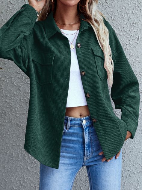 Green Courderoy Jacket, Dark Green T Shirt Outfit, Green Shacket, Dark Green Shirt Outfit, Green Jacket Outfits For Women, Dark Green Jacket Outfit, Green Corduroy Jacket Outfit, Dark Green Outfits, Dark Green Outfit