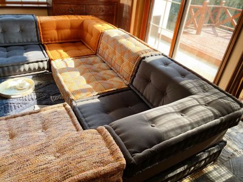 Bohemian Boho Moroccan Modular Sectional Floor Sofa customizable - Small corner | eBay Cozy Couch Corner, Floor Cushion Couch, Funky Sofa, Arabic Interior, Mah Jong Sofa, Floor Cushions Living Room, Arabic Interior Design, Corner Sofa Modern, Floor Seating Living Room