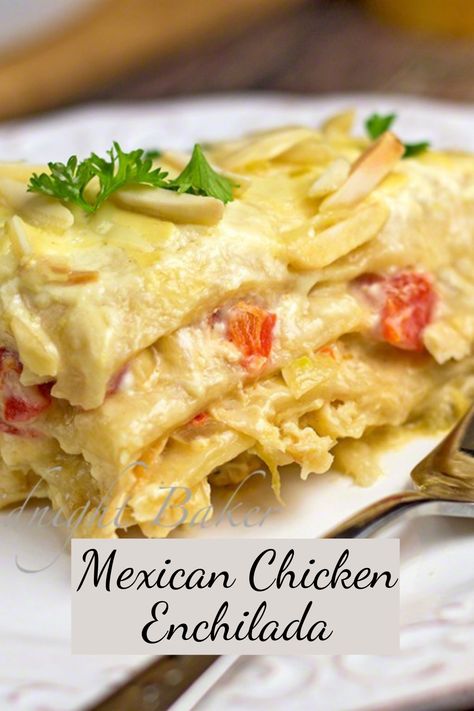 Taco Lasagna Recipe Tortilla, Mexican Lasagna Recipe With Noodles, Mexican Lasagna Chicken, Mexican Chicken Lasagna, Chicken Enchilada Lasagna, Lasagna With Chicken, Mexican Lasagna With Tortillas, Mexican Lasagne, Taco Lasagna Recipe