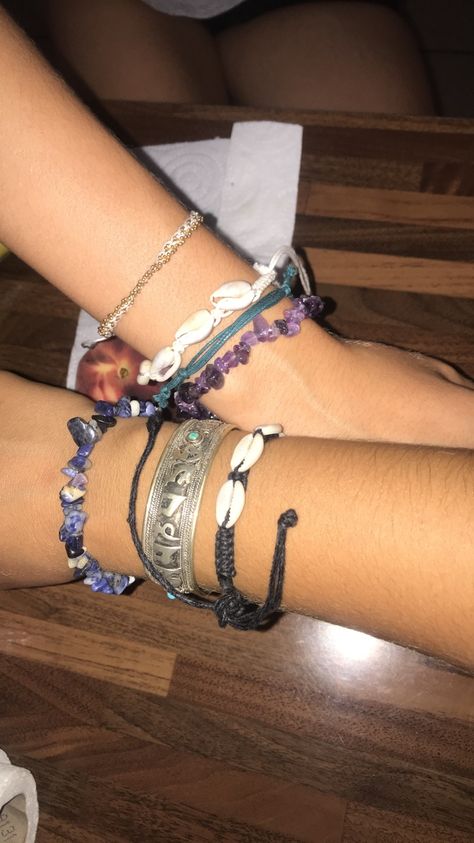 Skater Bracelets, Bracelets Grunge, Chunky Silver Jewellery, Bracelets And Rings, Earthy Jewelry, We Will Rock You, Belly Jewelry, Jewelry Accessories Ideas, Dope Jewelry