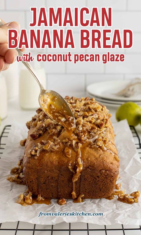 Fresh lime juice, coconut, and pecans add unique flavor to this tropical-inspired Jamaican Banana Bread with a sweet and sticky glaze. Banana bread with an island twist! Fancy Banana Bread, Jamaican Banana Bread Recipe, Jamaican Banana Bread, Weird Recipes, Bread Desserts, Snack Bread, Juice Coconut, Island Twist, Bread Sweet