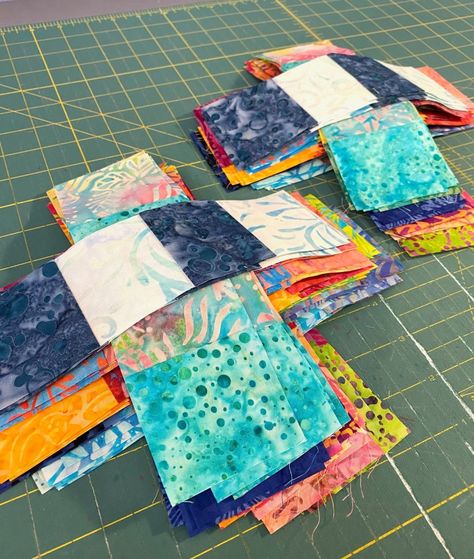 Friday Night Batik Patchwork – agilejack Batik Scrap Quilts, Batik Quilt Patterns Free, Modern Batik Pattern, Batik Quilts Ideas, Batik Quilt Patterns, 16 Patch Quilt, Indigo Batik, Batik Quilts, Batik Pattern