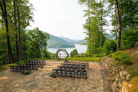 Outdoor Wedding Venue North Carolina, Nc Wedding Venues Affordable, Nantahala Wedding, South Carolina Wedding Venues, North Carolina Wedding Venues, Nc Wedding Venues, Nc Elopement, Shawl Ideas, Nc Mountain Wedding