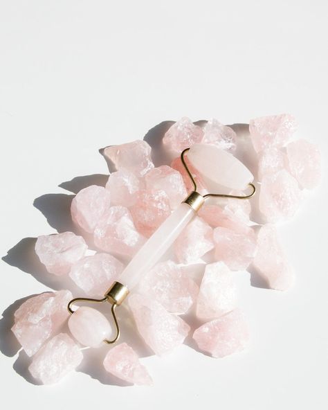 Crystal Face Roller, Crystal Facial, Rose Quartz Facial Roller, Crystal Roller, Herbivore Botanicals, Natural Facial, Face Roller, Jade Roller, Facial Roller