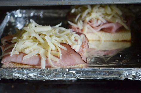 Toaster Oven Croque Monsieur (French ham and cheese sandwich) in 20 minutes Oven Ham, Ham Sandwiches, Ham And Cheese Sandwich, Recipes Casserole, Cheese Sandwich, Breakfast Recipes Casserole, Cheese Sandwiches, Ham And Cheese, Toaster Oven