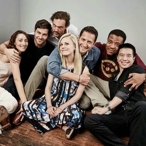 The #Grimm cast: Bree Turner, David Guintoli, Silas Weir Mitchell, Claire Coffee, Sasha Roiz, Russell Hornsby, and Reggie Lee. Russell Hornsby, Grimm Cast, Bree Turner, Silas Weir Mitchell, Grimm Series, Claire Coffee, Grimm Tv Series, Nick Burkhardt, Grimm Tv Show