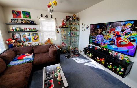 mario themed room - Decoist Mario Room Ideas Boys, Brothers Room Decor, Mario Bros Room, Nintendo Room, Top Kitchen Colors, Super Mario Room, Mario Collection, Brothers Room, Wake Ideas