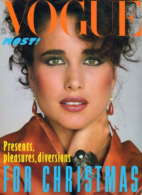 Andie MacDowell by Rico Puhlmann Vogue UK December 1982 Kelly Emberg, Vintage Vogue Covers, Andie Macdowell, Vogue Magazine Covers, Vogue Beauty, Fashion Cover, Vogue Covers, Vogue Uk, 1980s Fashion