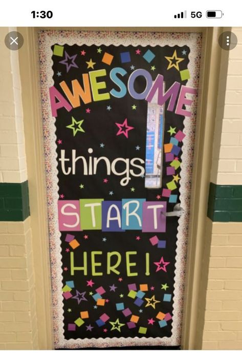 Its time for back to school and that means its such an amazing time to decorate the classroom doors and bulletin boards with some inspiring and positive Middle School Themes, Confetti Classroom, Posters For Teachers, Class Charter, Early Preschool, Classroom Door Displays, Preschool Door, Classroom Door Decor, Board Classroom