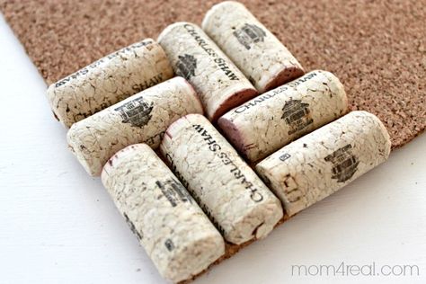 Cork Wreaths, Ceremony Favors, Wine Cork Trivet, Wine Cork Coasters, Cork Mat, Cork Crafts Christmas, Wine Cork Wreath, Wine Cork Diy Crafts, Wine Cork Projects