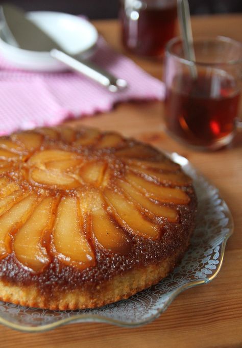 Monsoon Spice | Unveil the Magic of Spices...: Caramel Pear (Upside Down) Cake – A Guest Post by Nisha @ Look Who's Cooking Too Pear Upside Down Cake, Pear Dessert Recipes, Tarte Tartin, Caramel Pears, Canned Pears, Pear Dessert, Pear Cake, Beer Cake, Pear Recipes