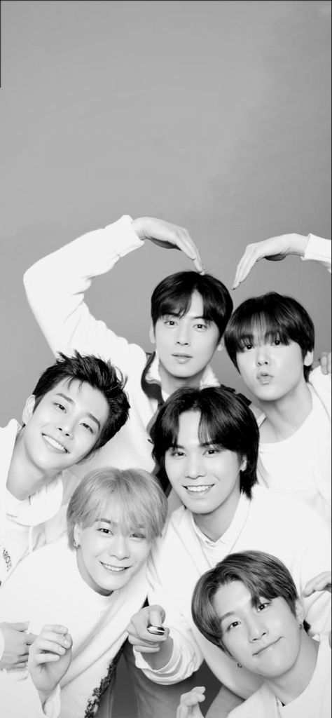 Moonbin Astro Black And White, Moonbin Black And White, Group Photo Black And White, Astro Kpop Group, Exo Group Photo, Groups Poster, Astro Wallpaper, Wallpaper Kpop, Astro Kpop