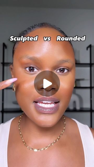 Slim Face With Makeup, Contour Slimmer Face, Drugstore Cream Contour, Make Up For Rounder Face, Round Face Makeup Looks, Contour Techniques, Face Contouring Makeup Tutorial, Makeup For Round Face, Makeup Round Face