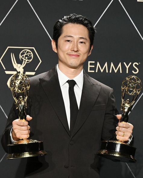 Steven Yuen, Glenn Rhee, Husband Jokes, Pizza Boy, Steven Yeun, Sims 3, Walking Dead, The Walking Dead, Celebrity Crush