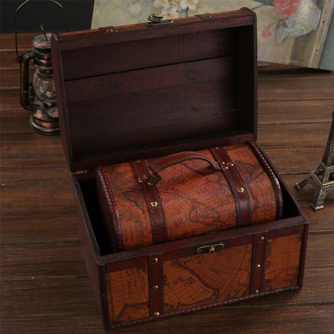 Wholesale selling three-piece classical European retro wooden boxes wooden storage box creativity Antique Gallery Bedroom Storage Boxes, Chest Decor, Antique Maps Vintage, Wooden Treasure Chest, Room Designer, Pirate Jewelry, Lockable Storage, Escape Room Game, Cheap Storage