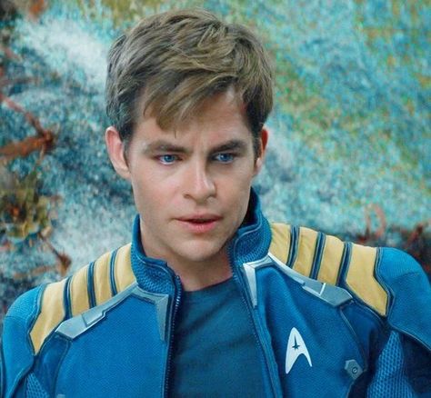 Star Trek Kirk Chris Pine, James T Kirk Chris Pine, Jim Kirk Chris Pine, Captain Kirk Chris Pine, Star Trek Chris Pine, Princess Rules, Chris Pine Movies, James Kirk, Jim Kirk