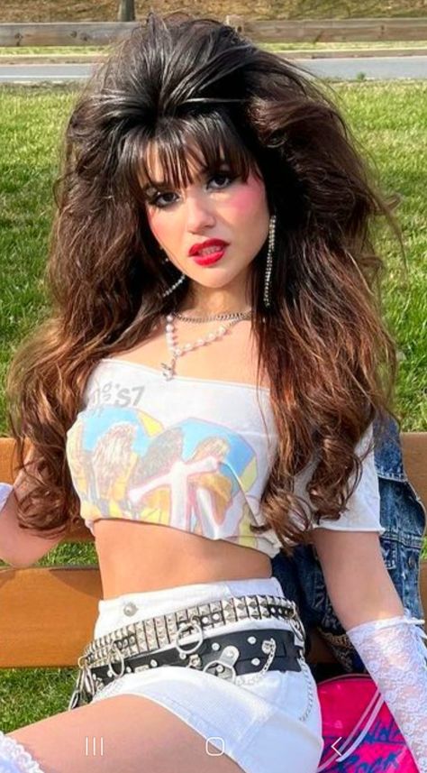 Pixie Rocker Hair, Big Teased Hair, Rock N Roll Hairstyle Women, 80s Hair Metal Aesthetic, 80s Hair Women, 80s Bangs Hair, 80s Rockstar Makeup, 80s Rock Hair Women, 80s Parents