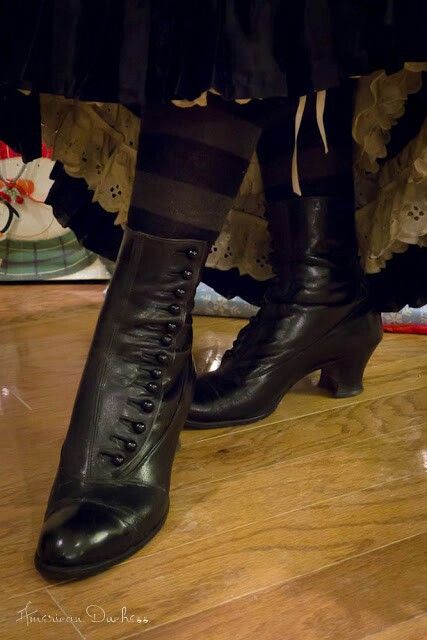 Victorian Boots Aesthetic, Witch Boots Aesthetic, 1920s Boots, 1860s Shoes, Edwardian Boots, Halloween Costumes 2022, Victorian Boots, Button Boots, Round Of Applause