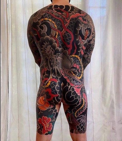 Japanese Leg Tattoo, Japanese Legs, Yakuza Tattoo, Full Back Tattoos, Japanese Tattoos, Body Suit Tattoo, Irezumi Tattoos, Traditional Japanese Tattoos, Full Body Tattoo