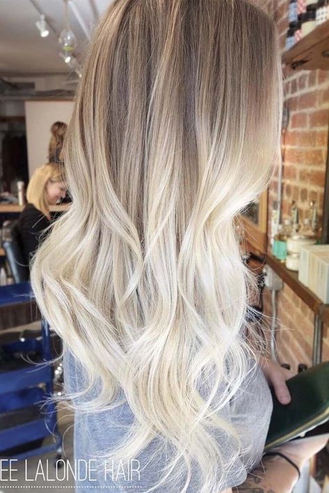 Most Popular Ideas for Blonde Ombre Hair Color ★ See more: http://glaminati.com/ideas-for-blonde-ombre-hair/ Ombre Hairstyles, Ombre Hair Blonde, Balayage Blonde, Caramel Highlights, Ombré Hair, Balayage Hair Blonde, Long Blonde, Ombre Hair Color, Hair Blonde