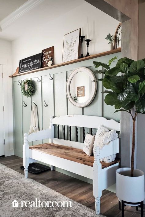 Accent Wall Entryway, Board And Batten Wall, Farmhouse Entryway, Modern Entryway, Foyer Decor, Home Entrance Decor, Board And Batten, Plant Wall, Front Room