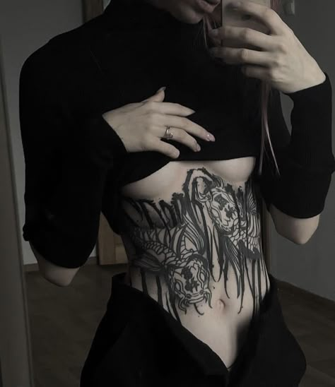 Ideas tattoo for woman Shadow Tattoo Ideas, Aesthetic Tattoo Arm, Angel Wing Tattoos, Dark Angel Tattoo, Raven Tattoos, Goth Tattoos, Wing Tattoos, Geometric Line Tattoo, Shadow Tattoo