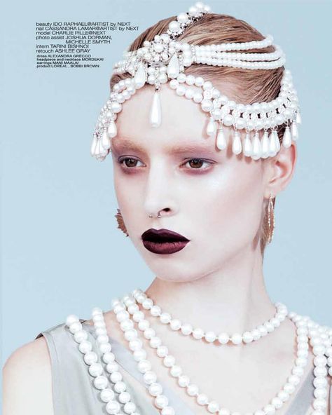 Mordekai pearl headpiece and layered necklace #bridalheadpiece #pearlheadpiece Pearl Photoshoot, Pearl Headdress, Pearl Headpiece, Cool Kid, Face Jewellery, Digital Fashion, Bridal Headband, Fashion Costume, Beaded Bags