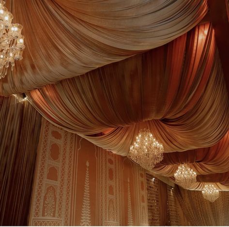 Drapery Ceiling, Wedding Entries, Wedding Tent Draping, Indian Drapes, Gauri Decoration, Indian Wedding Aesthetic, Food Area, Club Interior, Ceiling Drapery