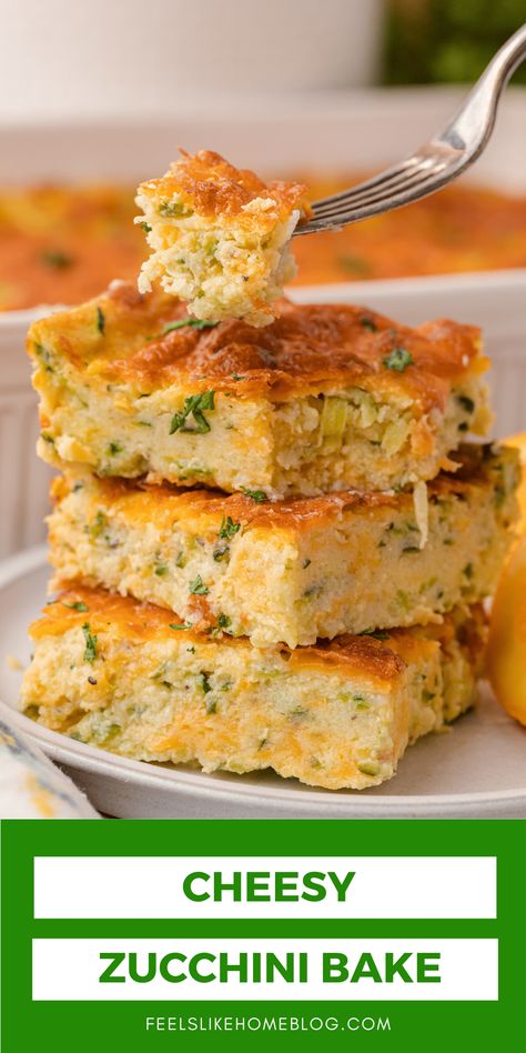 Cheesy Zucchini Bake, Zucchini Recipes Baked, Garden Zucchini, Hawaiian Chicken Recipes, Zucchini Casserole Recipes, Crisp Salad, Easy Zucchini Recipes, Zucchini Bake, Zucchini Casserole