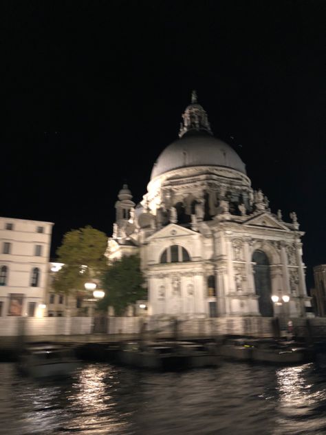 Venice Italy Aesthetic Night, Italy Night Aesthetic, Venice Italy Aesthetic, Venice At Night, Venice Aesthetic, Venice Trip, Italia Aesthetic, Venezia Italy, Milan Travel