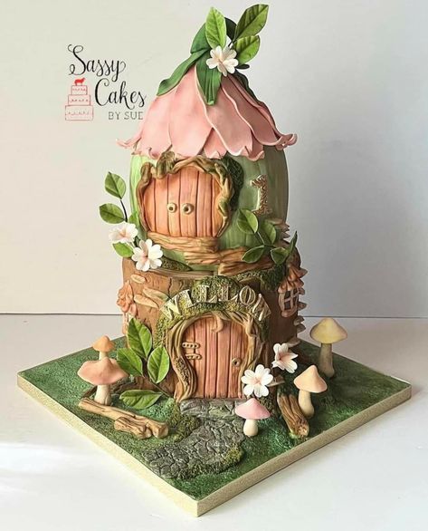 Fairy Theme Birthday Party, Fairy Garden Cake, Fairy Birthday Cake, Candy Theme Birthday Party, Fairy Garden Birthday Party, Fairy House Crafts, Clay Fairy House, 4th Birthday Cakes, Fairy Garden Party