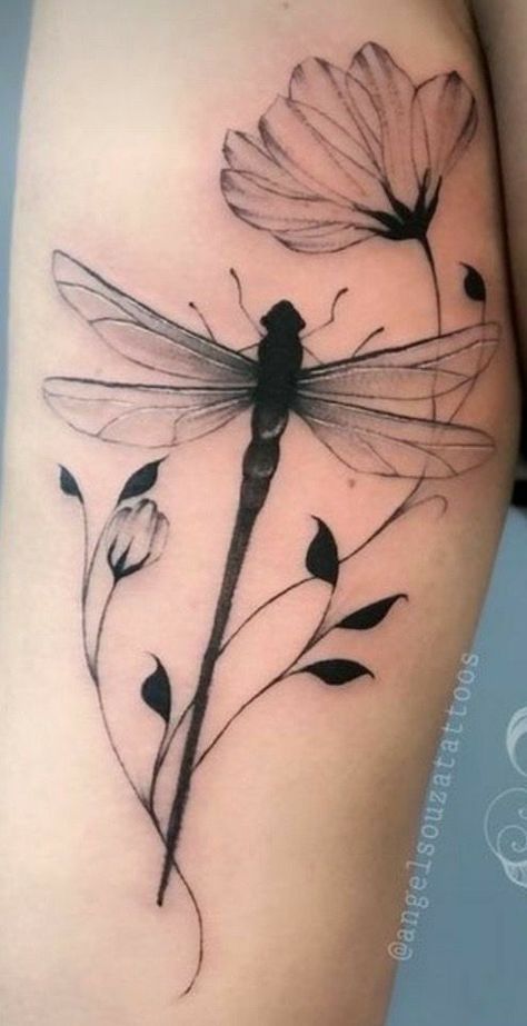 Dragonfly Tattoos, Dragonfly Tattoo Design, Dragon Sleeve Tattoos, Tattoos For Women Flowers, Tasteful Tattoos, Tatuaje A Color, Śliczne Tatuaże, Dragonfly Tattoo, Shoulder Tattoos For Women