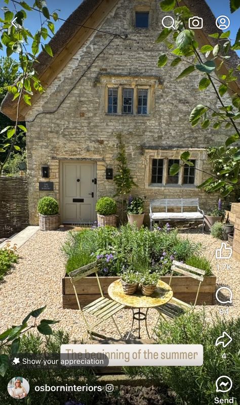 Stone Cottage Homes, Old Bakery, French Cottage Garden, Cotswold House, Small Table And Chairs, Gravel Garden, English Cottage Style, English Cottage Garden, Old Cottage