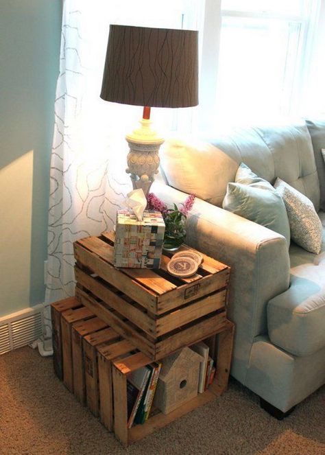 DIY Wood Crate Side Table for $15                                                                                                                                                      More Crate Side Table, Diy Home Decor For Apartments, Diy Wooden Crate, Rustic End Tables, Diy Rustic Home, Diy Side Table, Diy End Tables, Diy Holz, Wooden Crates