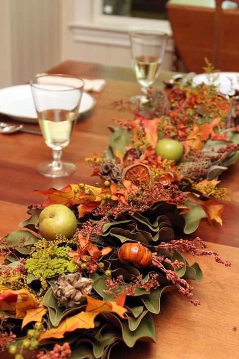 Magnolia Centerpiece, Thanksgiving Floral Arrangements, Magnolia Green, Autumn Bouquet, Fall Containers, Fall Flower Arrangements, Table Setting Inspiration, Fall Table Runners, Magnolia Wreath