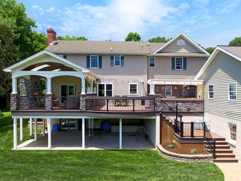 Custom Azek Deck / Barreled Porch - New Holland, PA | 1250 Sq Ft | Keystone Custom Decks Sunken Hot Tub, Azek Decking, Pergola Outdoor Living, Patio Deck Designs, Deck Porch, Covered Deck, Deck Designs Backyard, Deck Stairs, House Deck