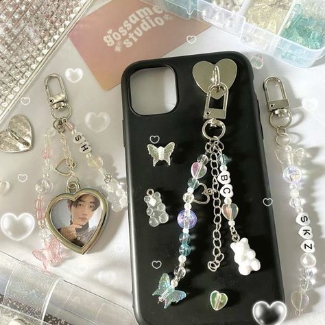 Kpop Phone Cases, Pop Jewelry, Y2k Phone, Instruções Origami, Stylish Iphone Cases, Diy Iphone Case, Pretty Iphone Cases, Pretty Phone Cases, Apple Phone Case