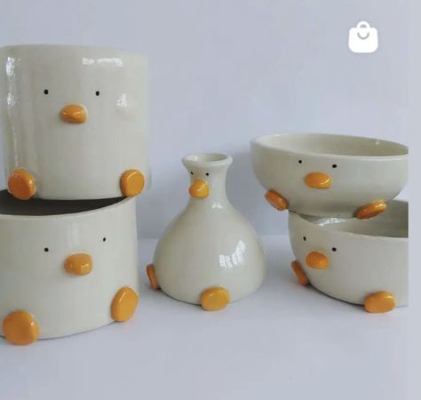 Cute Handmade Ceramics, Ceramic Mugs Cute, Ceramic Ideas Projects, Comics Ideas, Interesting Decor, Ceramic Duck, Instagram Edit, Cerámica Ideas, Pottery Painting Designs