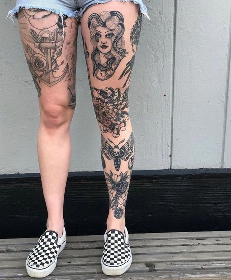 Tattoo Bein Frau, Half And Full Sleeve Tattoos, Flower Leg Tattoos, Cute Thigh Tattoos, Shin Tattoo, Full Leg Tattoos, Foot Tattoos For Women, Tattoos For Women Flowers, Old School Tattoos