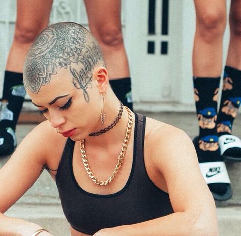 Bald and inked, stunning Shaved Head Girl, Bald Tattoo, Bald Head Tattoo, Scalp Tattoo, Girls With Shaved Heads, Bald Head Women, Shaved Head Women, Rap Video, Bald Girl