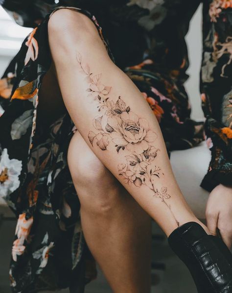 Tattoos 2024, Shin Tattoo, Tattoo Prices, Inspiration Tattoos, Floral Tattoo Sleeve, Leg Tattoos Women, Floral Tattoo Design, Tattoo Style Drawings, Thigh Tattoos Women