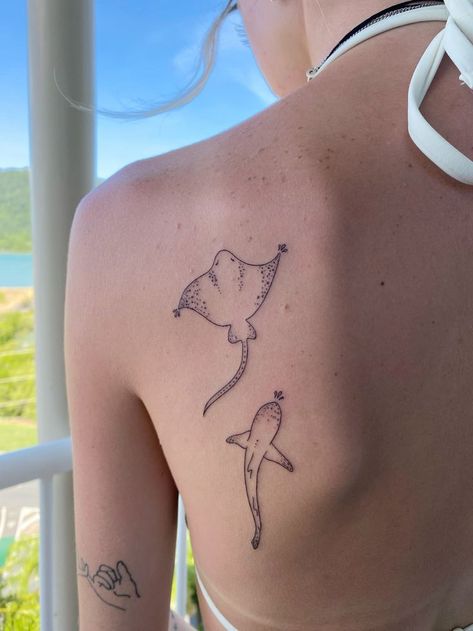 Smaller Back Tattoos For Women, Stingray On Back Tattoo, Shark Stingray Tattoo, Shark Tattoo On Shoulder, Ocean Tattoo Stencil, Shark Tramp Stamp, Stingray And Shark Tattoo, Stingray Rib Tattoo, Florida Vacation Tattoo Ideas